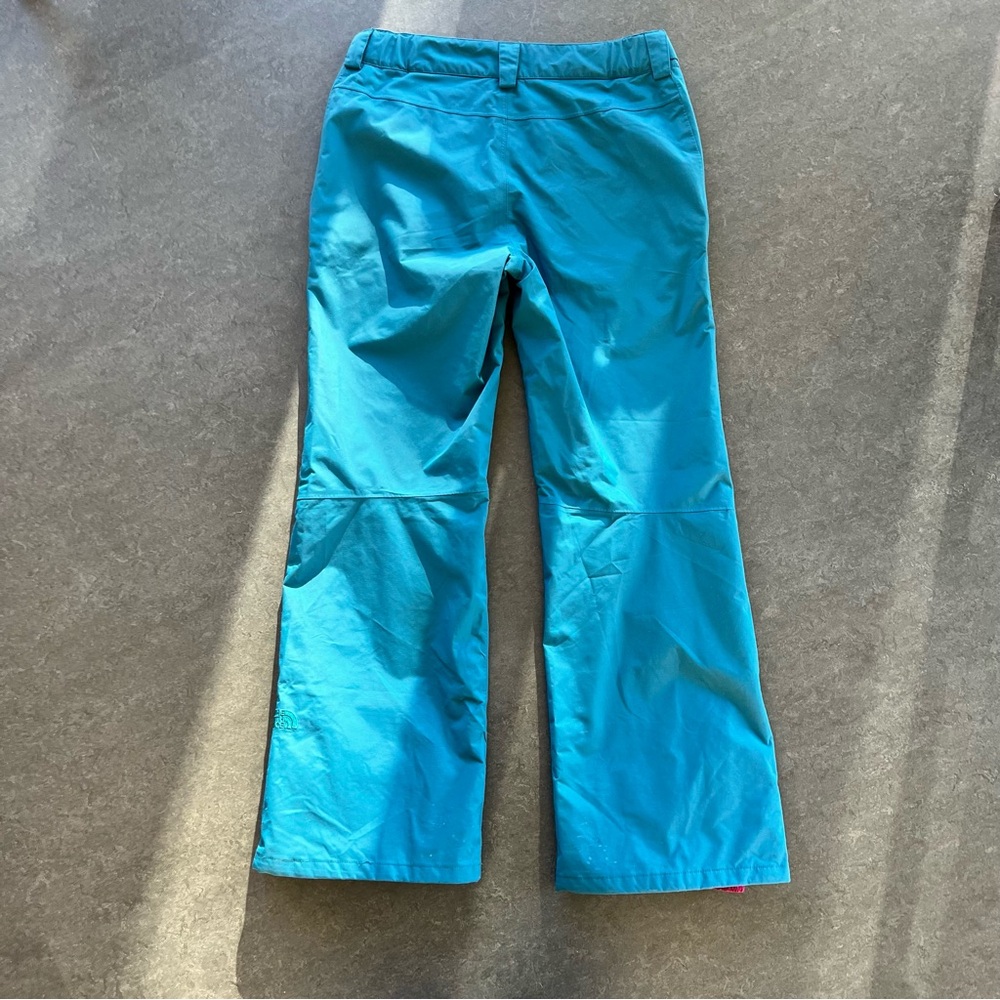 THE NORTH FACE | Women’s ski pants. Teal blue. Size Medium. Very good condition. - Picture 8 of 10